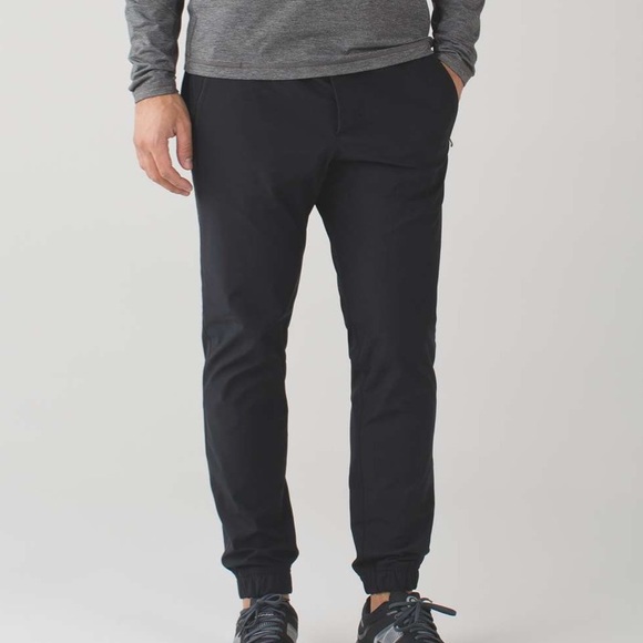 lululemon athletica Other - Lululemon Warpcity Jogger in Black